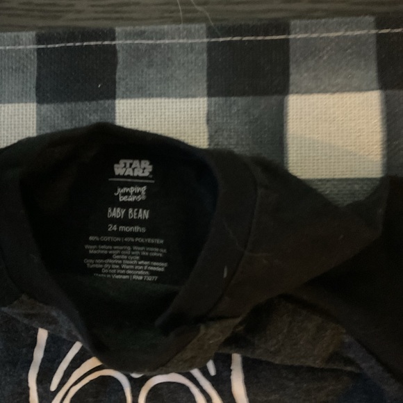 Lot of 2 Jumping Beans 24 months to 2t infant boys Star Wars body suit and shirt - Picture 2 of 3